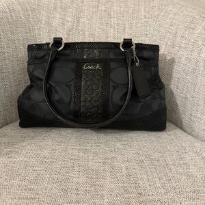 Coach black handbag F20353